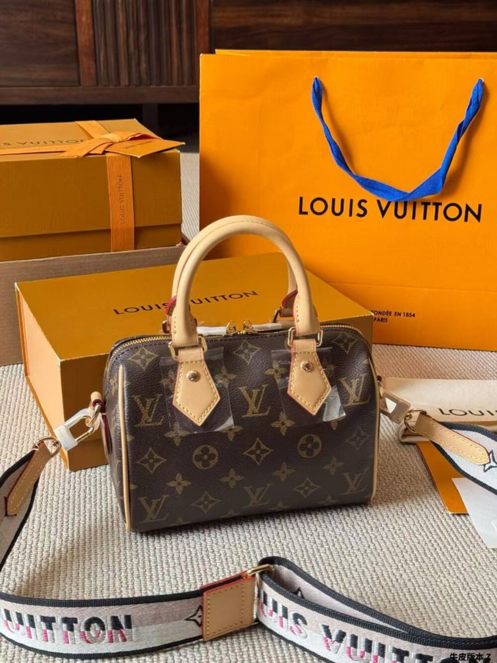 Classic Louis Vuitton Bag: A Stylish and Versatile Choice for Elegance